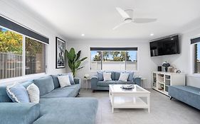 Pet Friendly Beach House With Pool - Sleeps 10